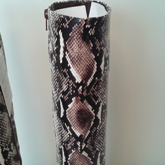 ALEX MARIE leather brown, cognac and cream boots - Picture 9 of 9